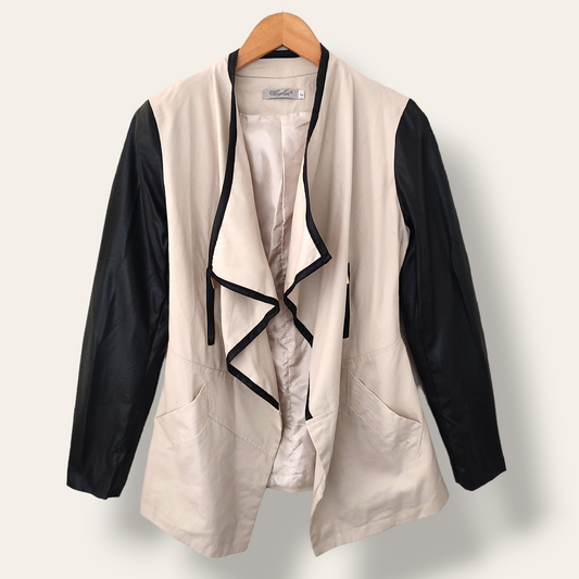 Chaqueta Mangas eco cuero