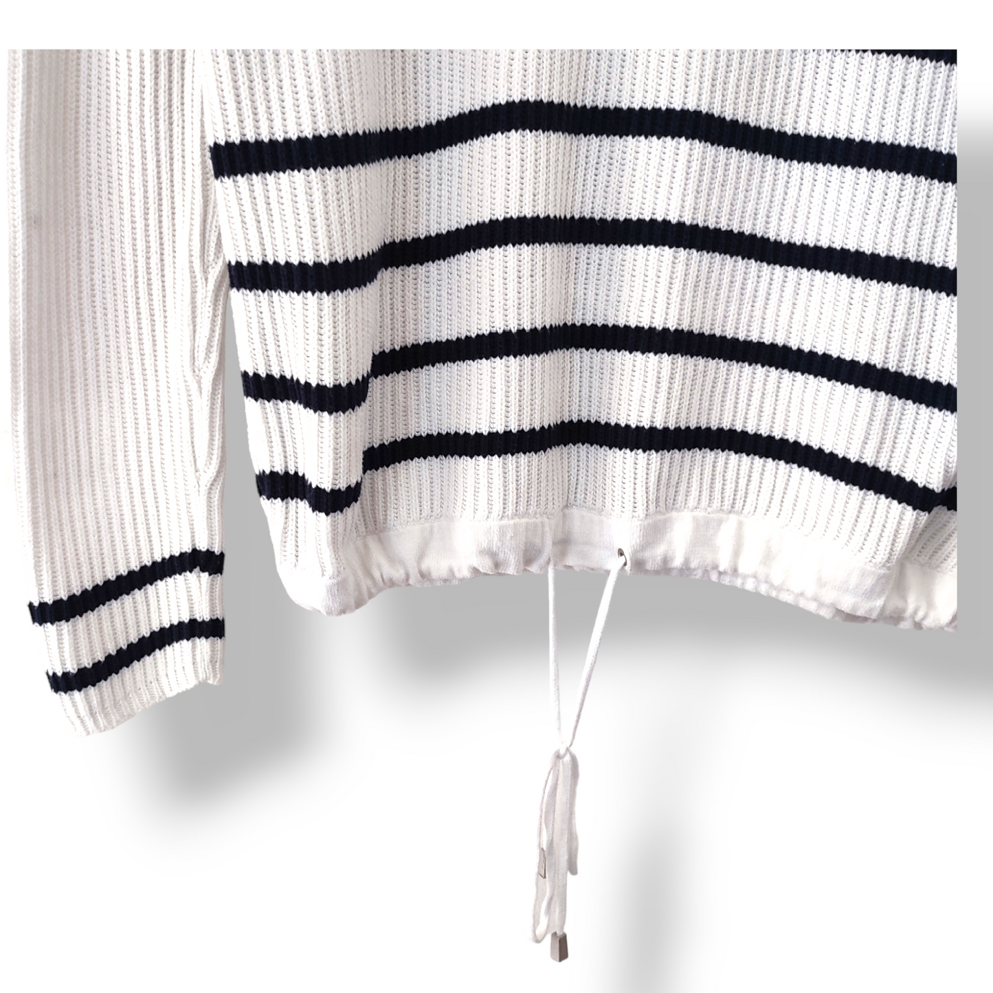 Sweater Best Connections