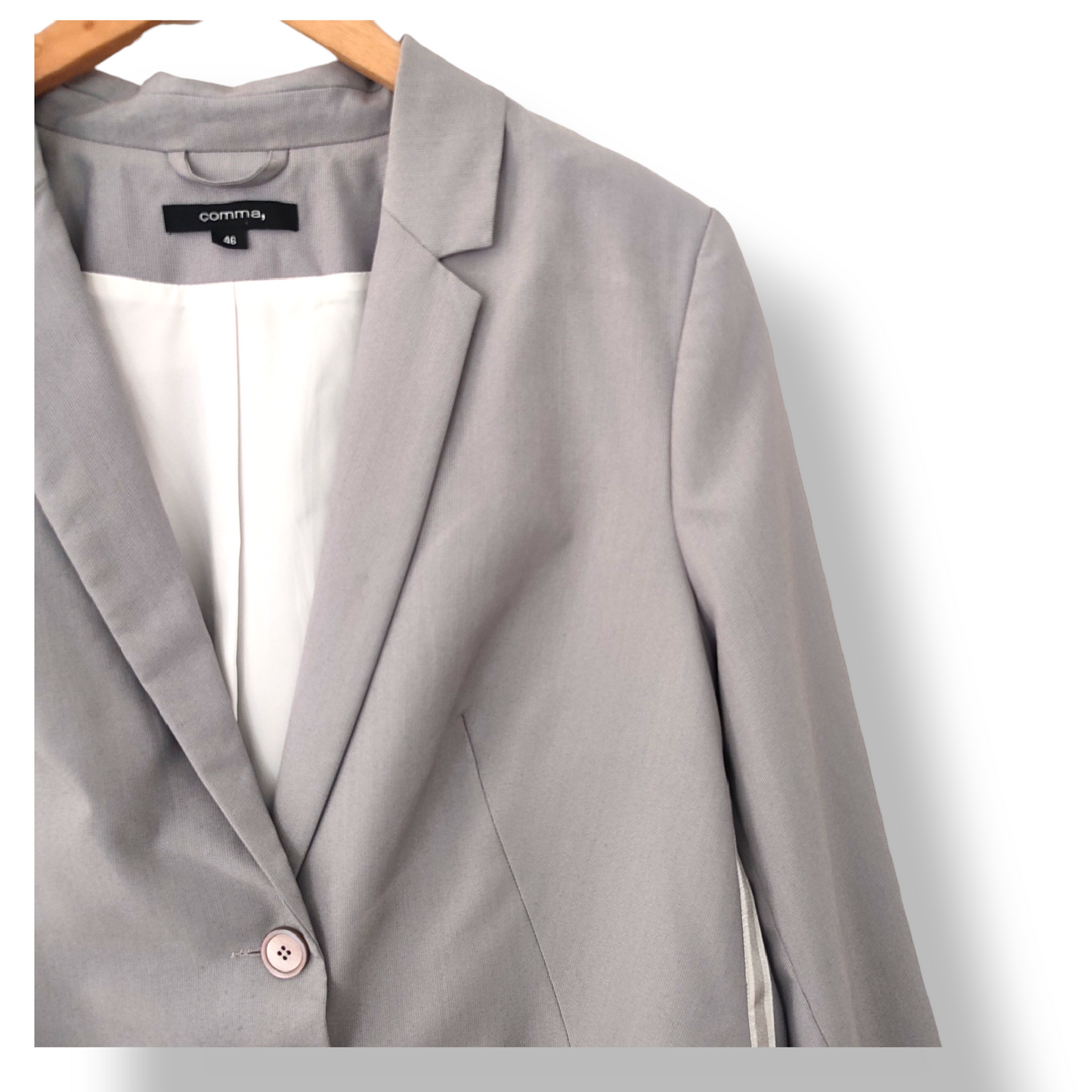 Blazer Comma