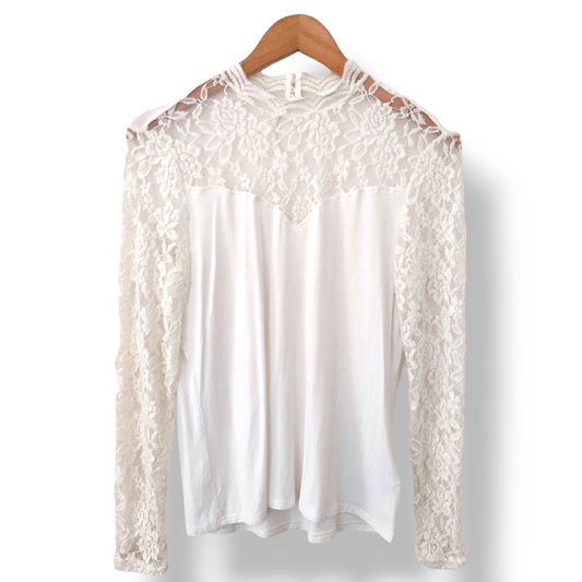 Polera encaje
