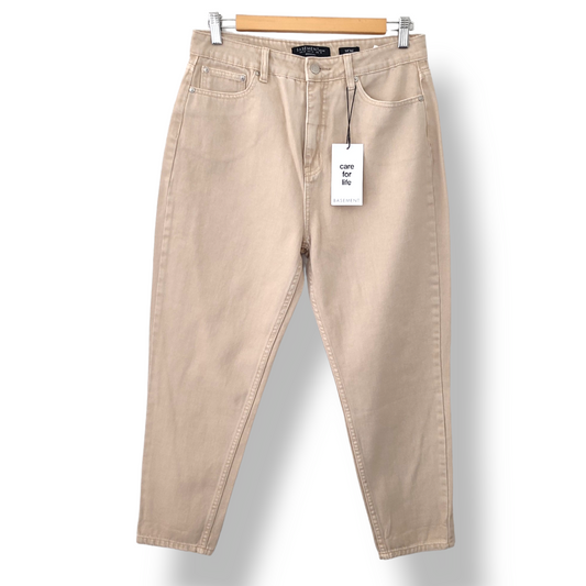 Jeans Mom Basement