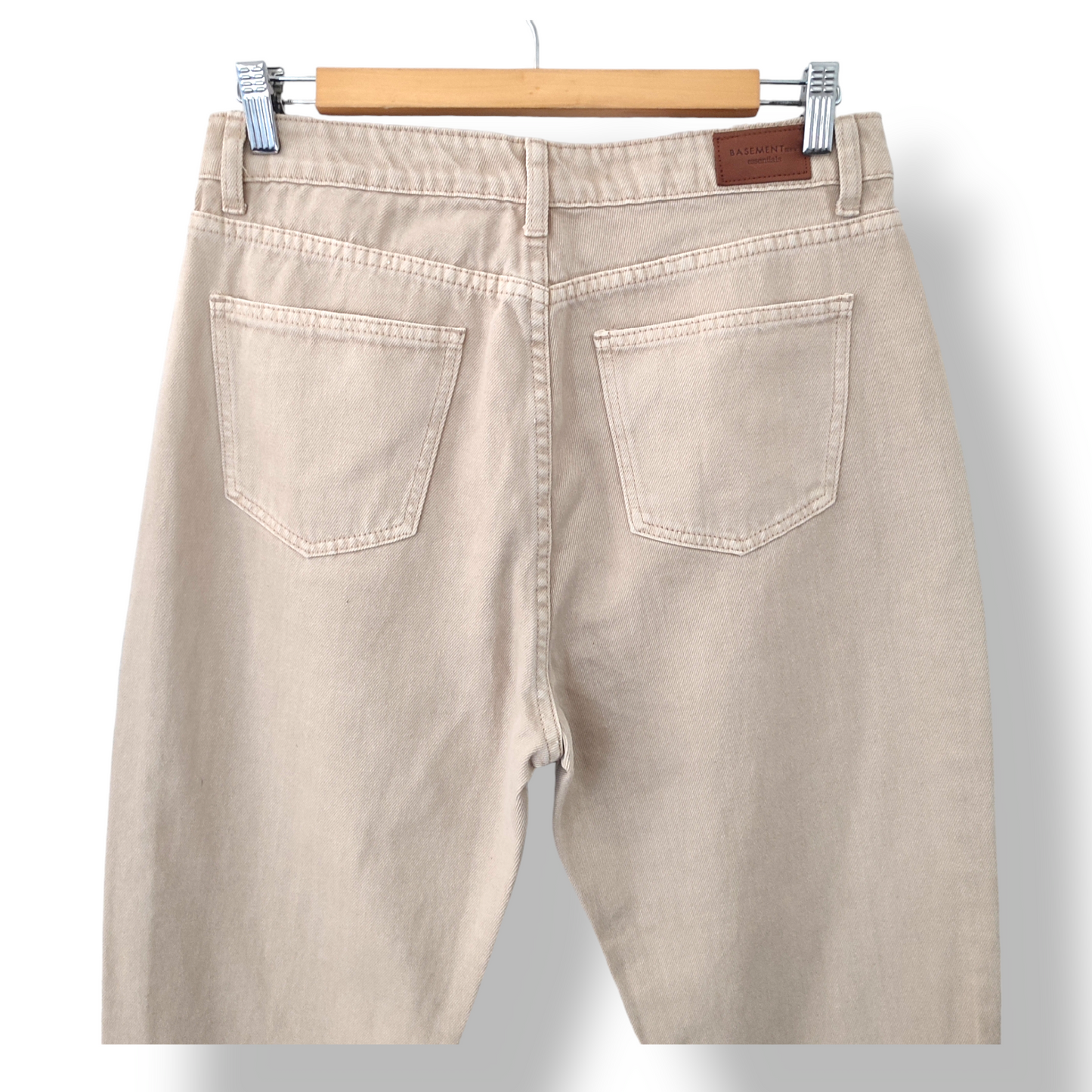Jeans Mom Basement