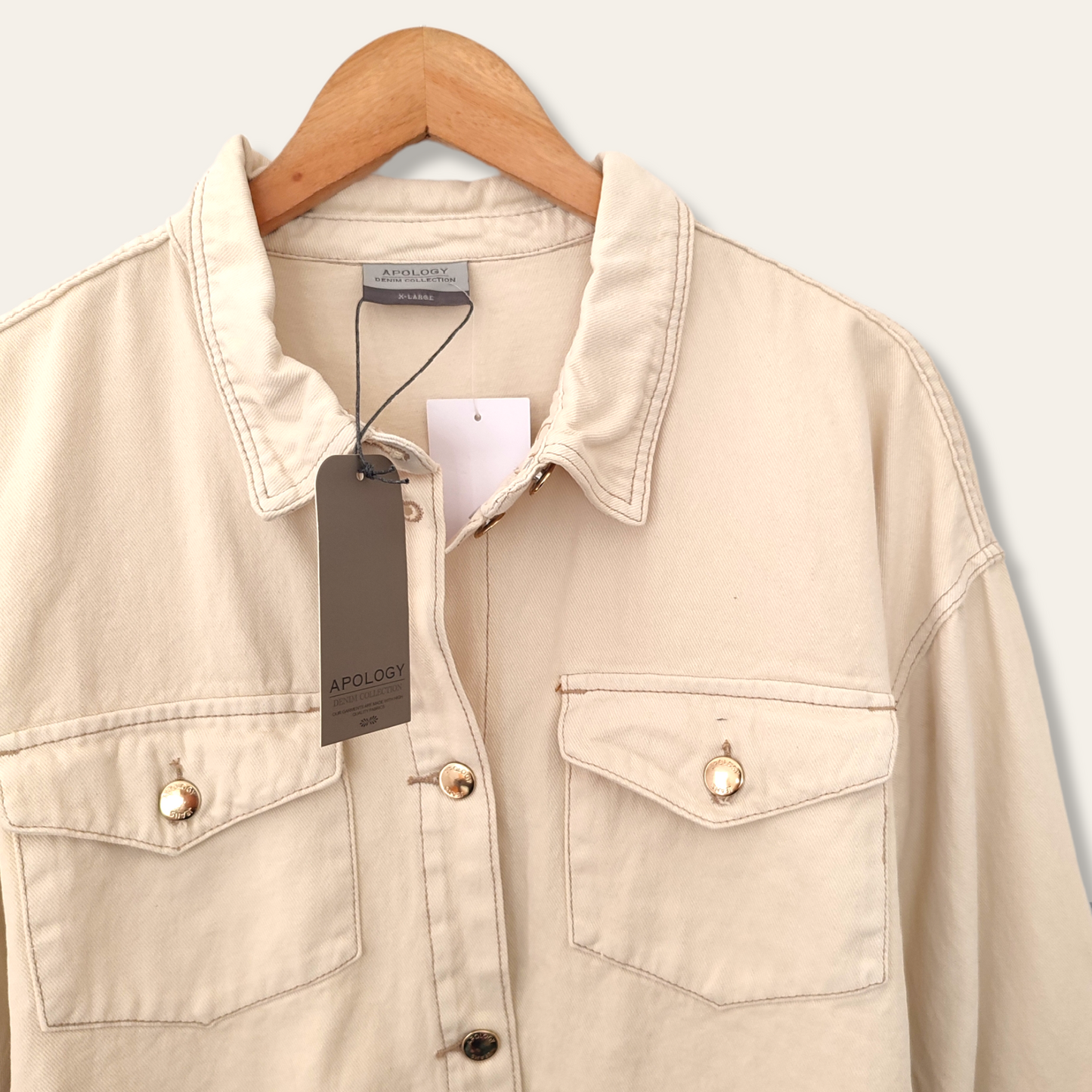 Chaqueta Apology