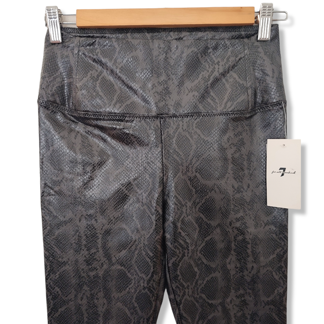 Pantalón Símil Cocodrilo