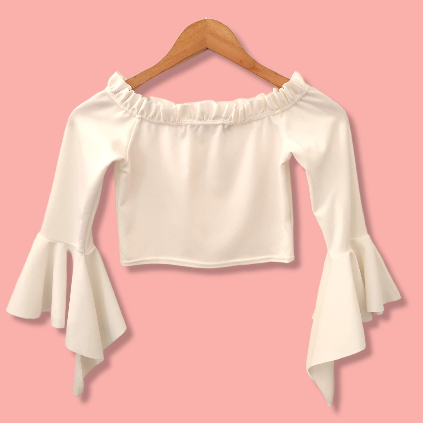 Crop Top Pretty Little Thing