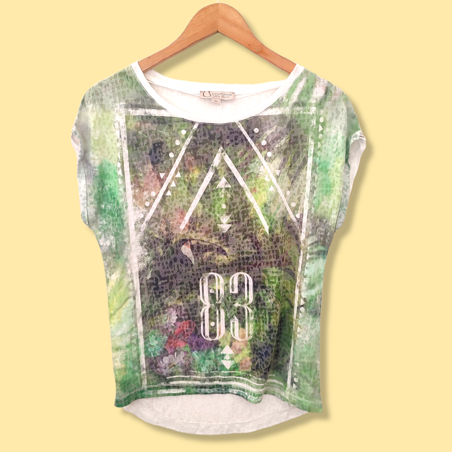 Polera s/mangas Comma