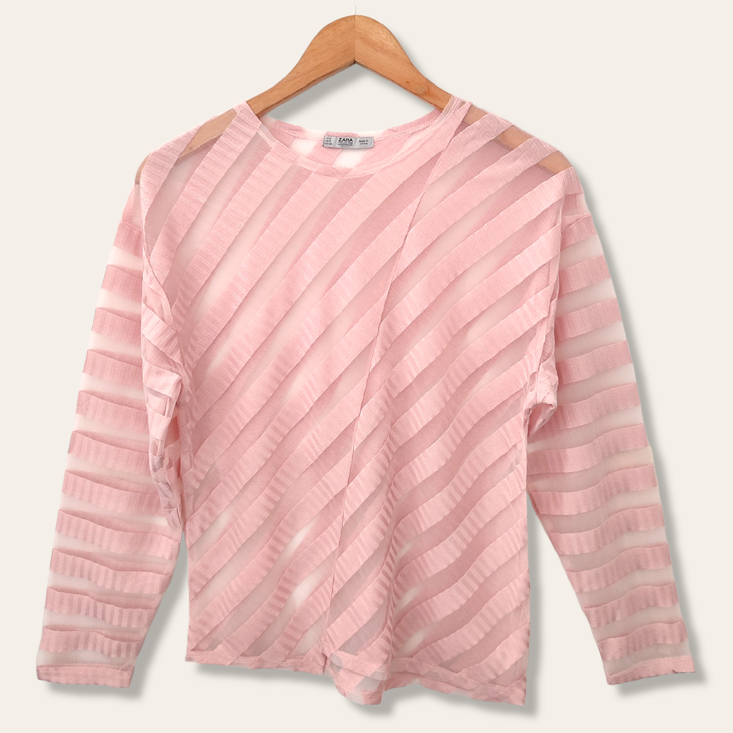 Blusa translúcida  Zara