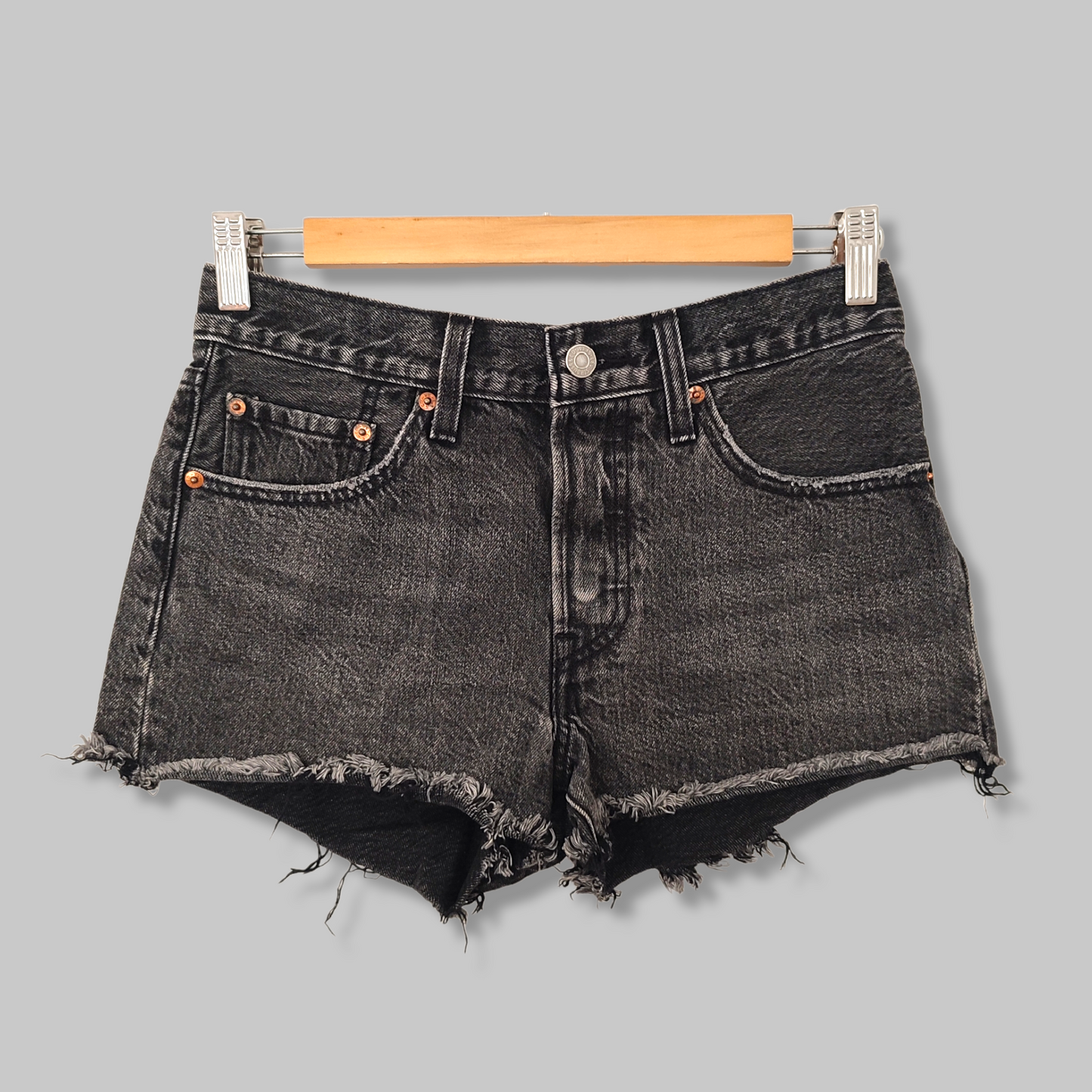 Short Levis