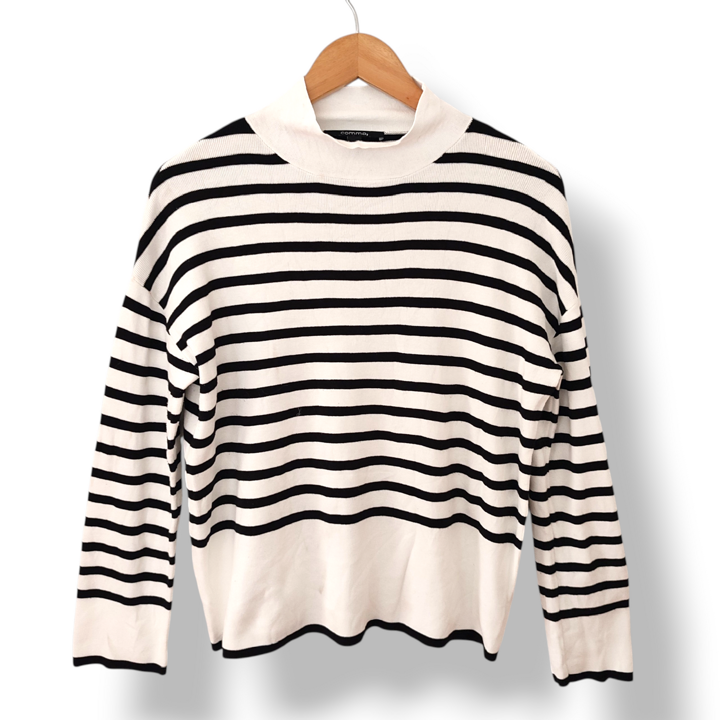 Sweater Comma