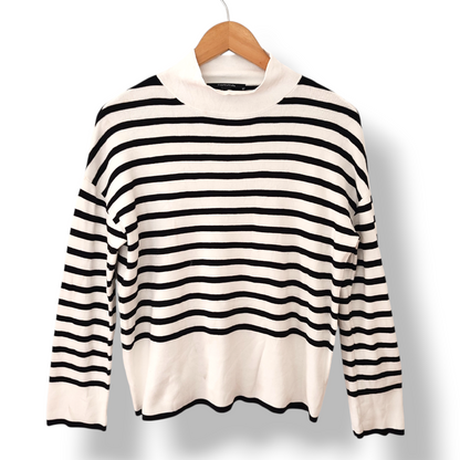Sweater Comma