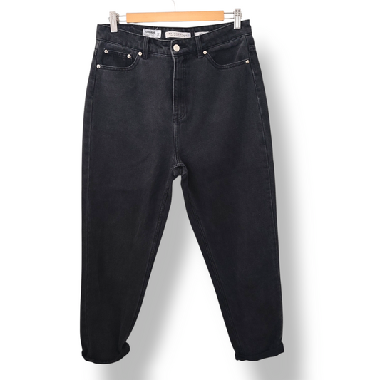 Jeans Basement Mom