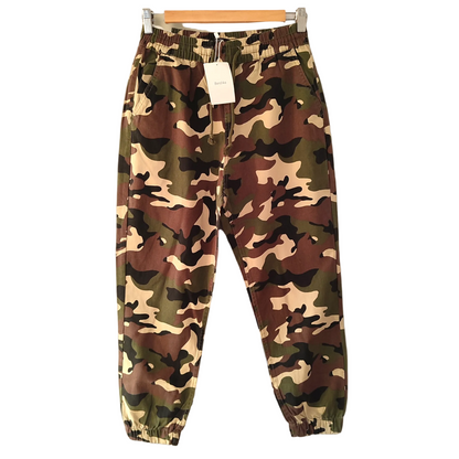 Pantalón camuflado Bershka