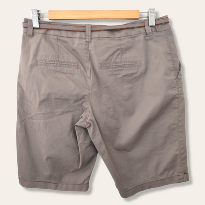Short Yessica